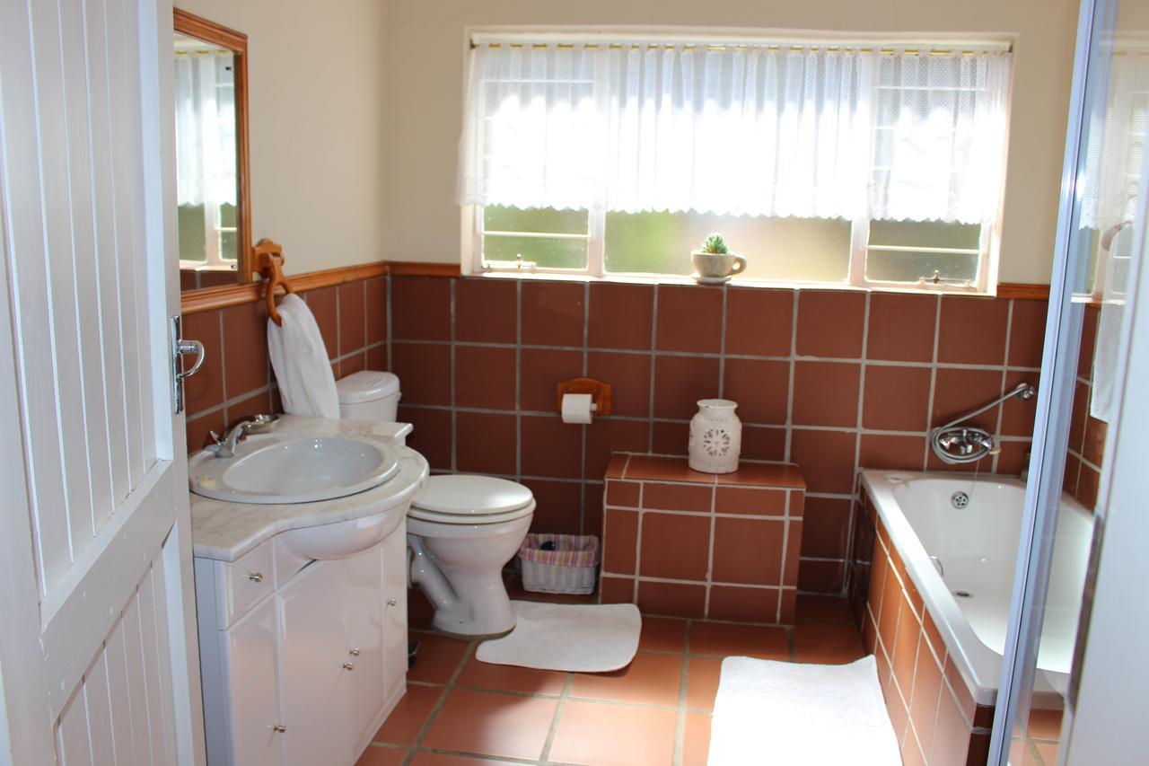 Chez Esme Guest House Roodepoort Exterior foto